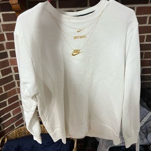 Like new!! Nike sweater